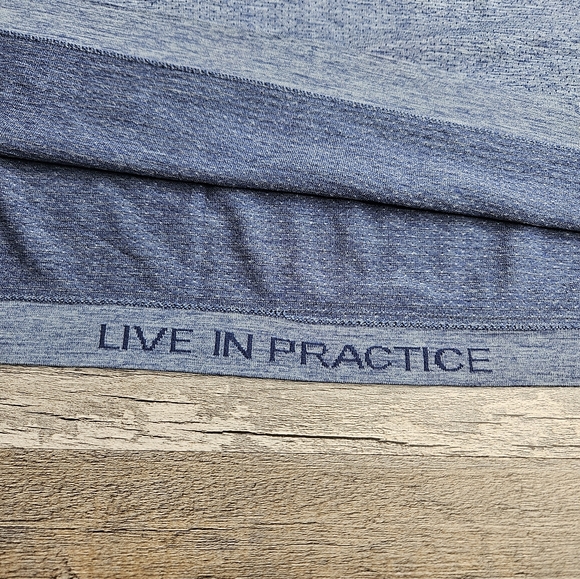 Lululemon Men's Metal Vent Tech Long Sleeve Tshirt Blue Size XL - Picture 5 of 11